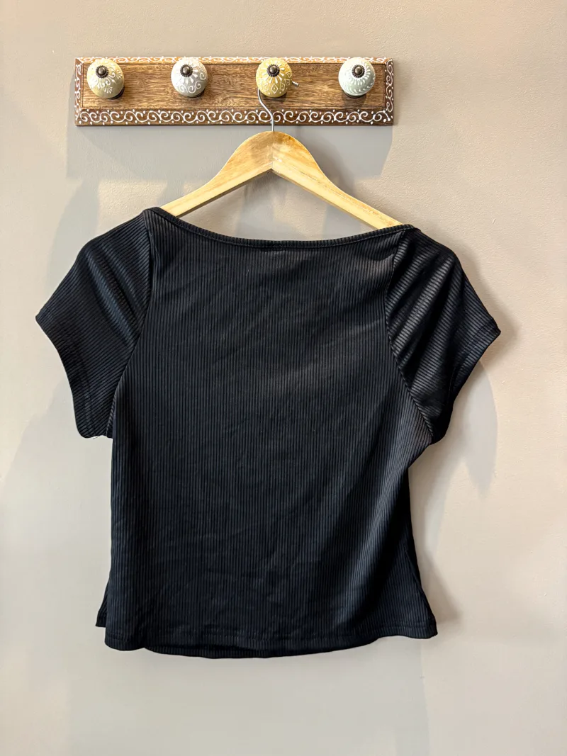 Black Top - Image 2