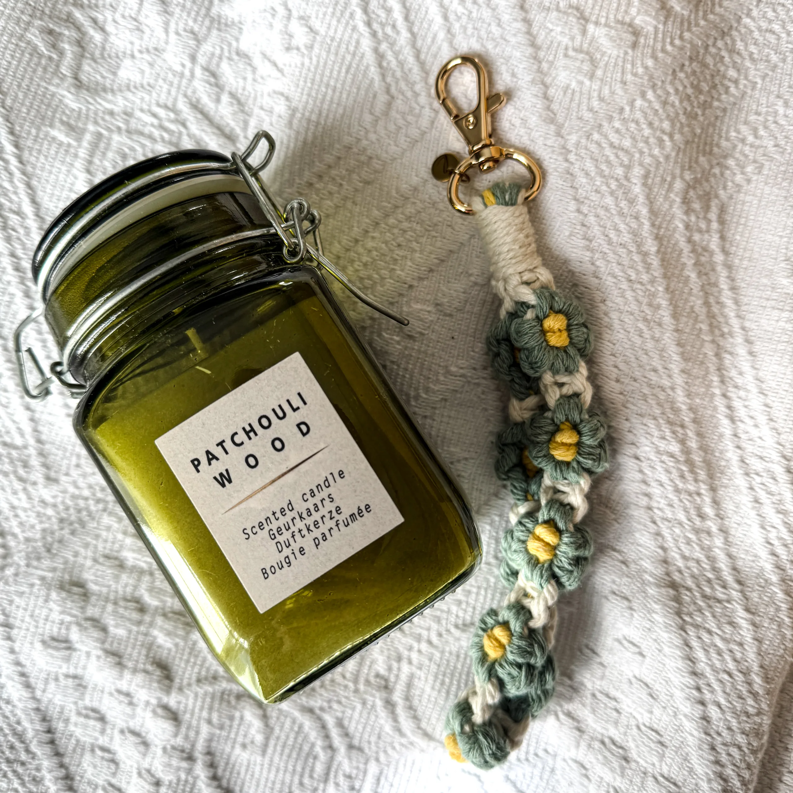 Green Gift Box - Image 3